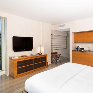 Classic Corner Room Terrace